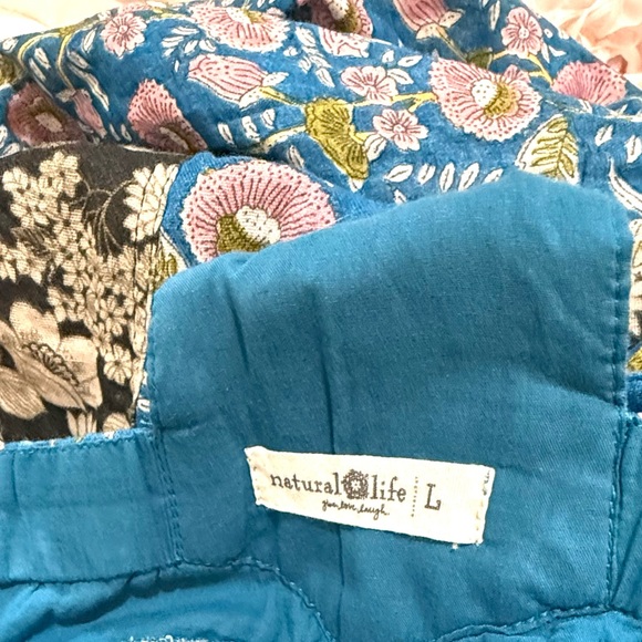 Natural Life Dakota Tie Blue Floral Jumpsuit sz L - Picture 2 of 6